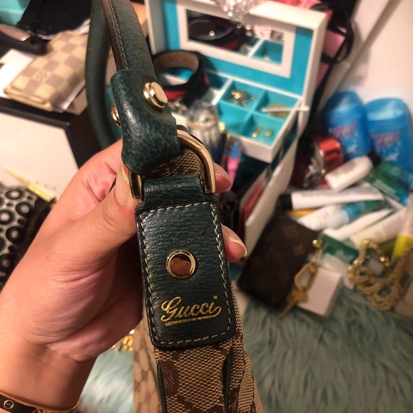 SOLD Authentic Gucci tote or best offer - Picture 3 of 10